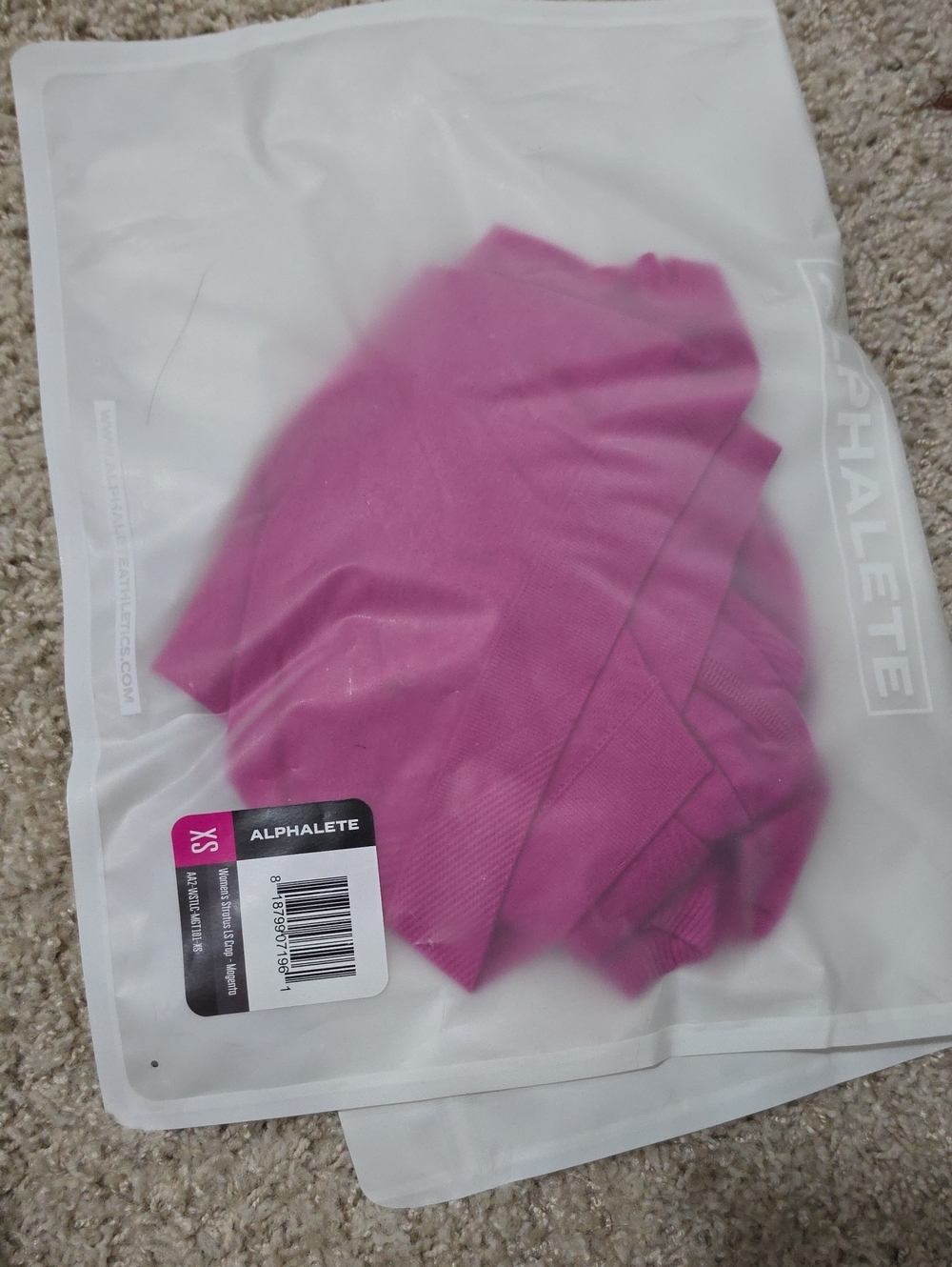 Alphalete  Women's Stratus LS Crop- Magenta